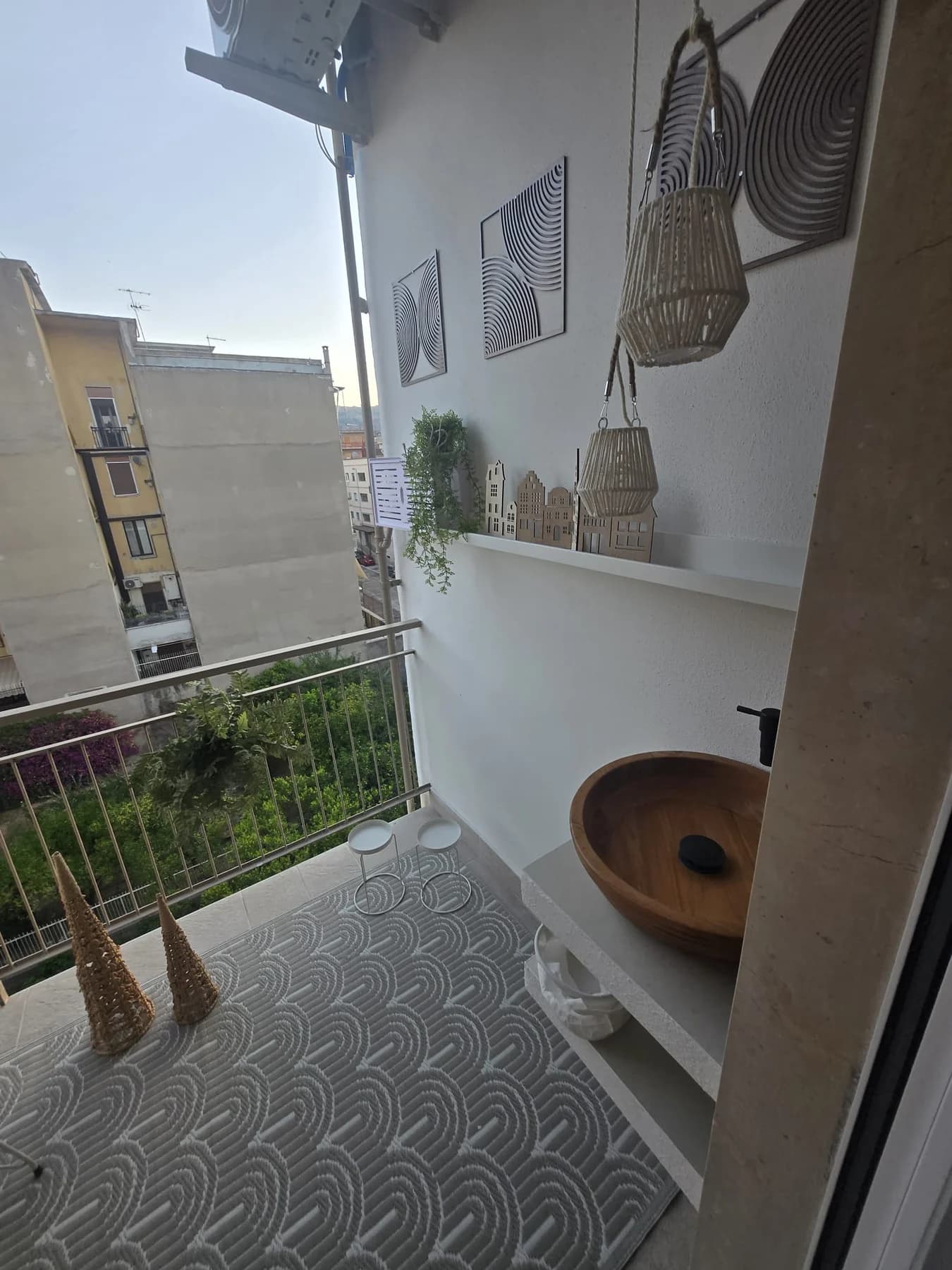 Moderno rifinito bilocale arredato centro (Gi) - foto 67
