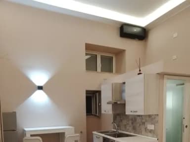 Ristrutturato e moderno miniappartamento in centro (CI) - foto 39