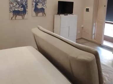 Ristrutturato e moderno miniappartamento in centro (CI) - foto 11