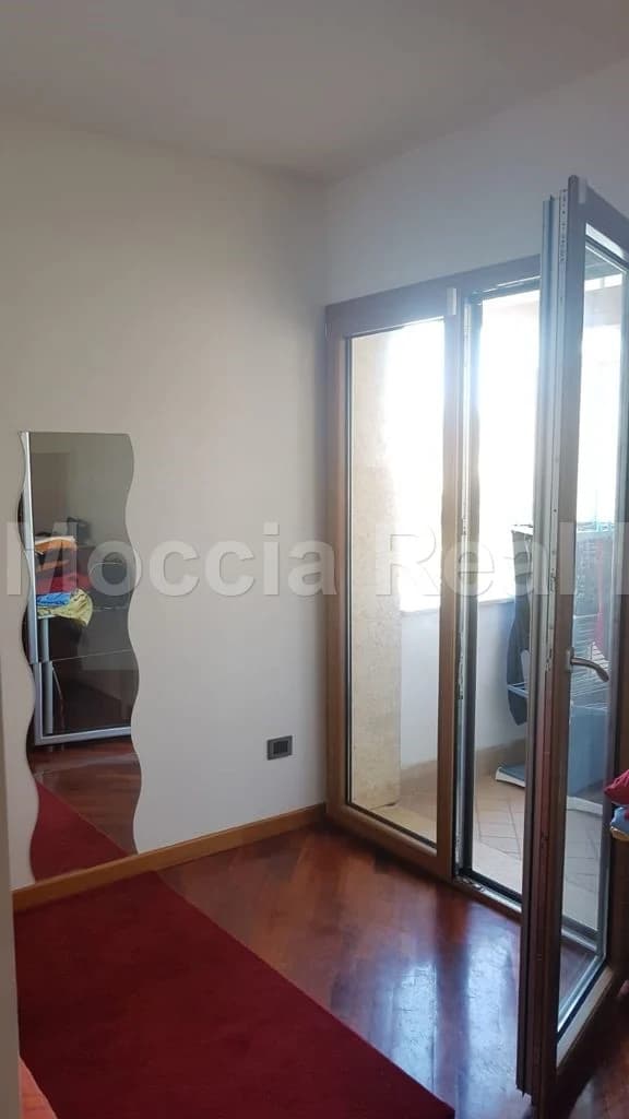 Caserta Sud Ampio Trilocale Arredato con Box Auto - foto 15