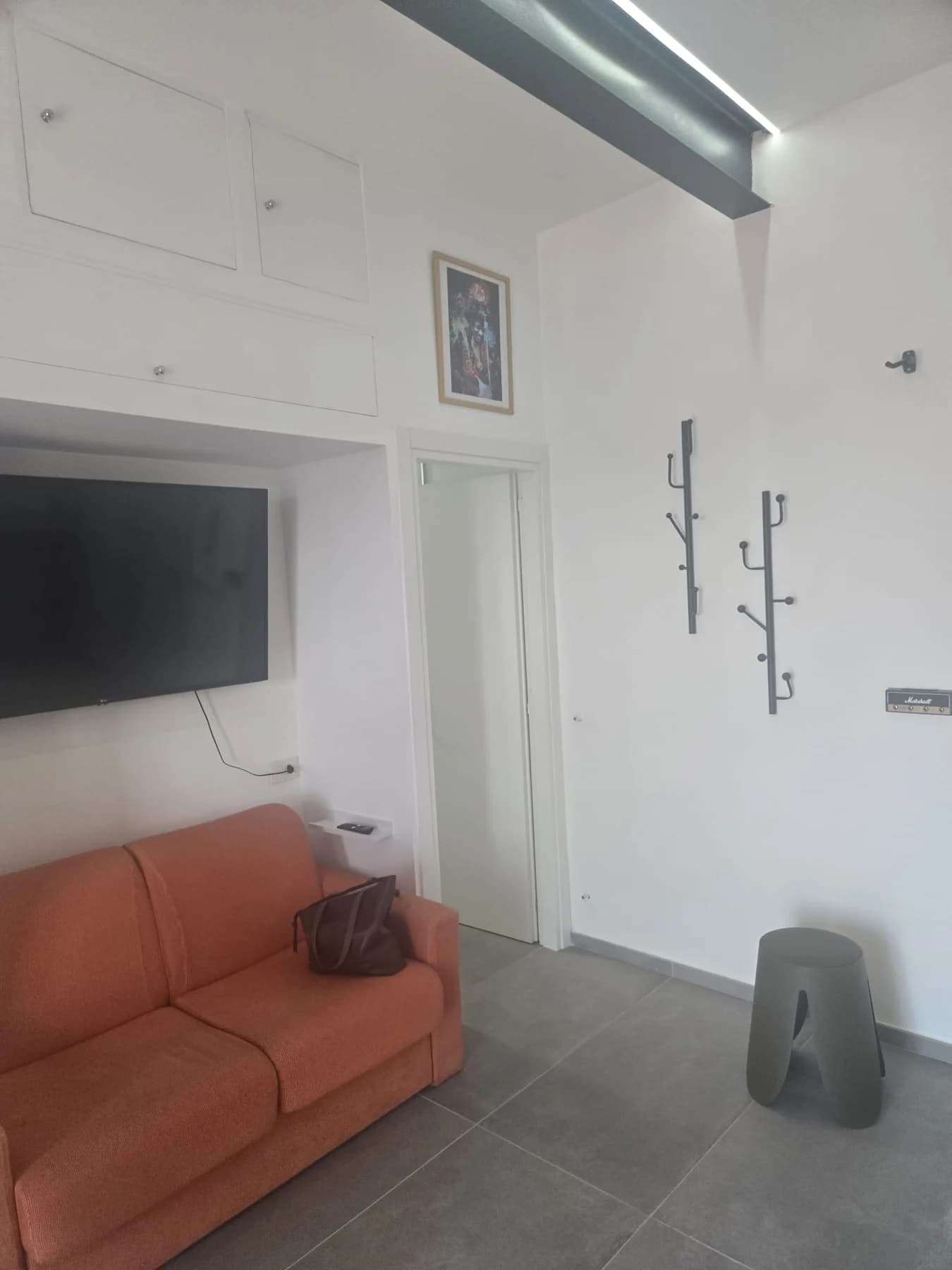 Caserta Centro Via Renella Ampio Monolocale Arredato Nuovo e Moderno - foto 11