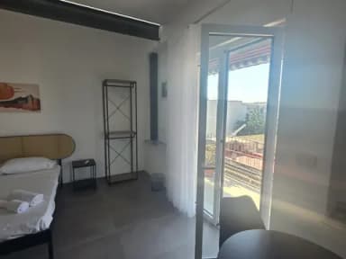Caserta Centro Via Renella Ampio Monolocale Arredato Nuovo e Moderno - foto 29