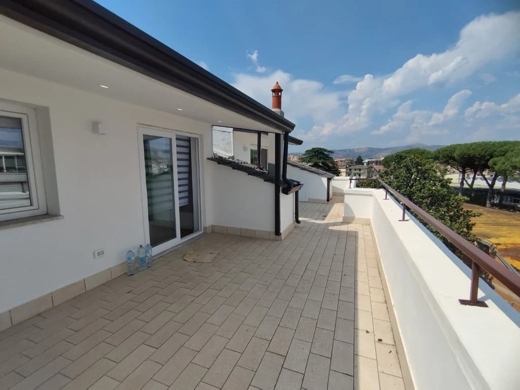 Moderno Luminoso Bilocale Arredato Nuovo con Terrazzo zona Sud - foto 16