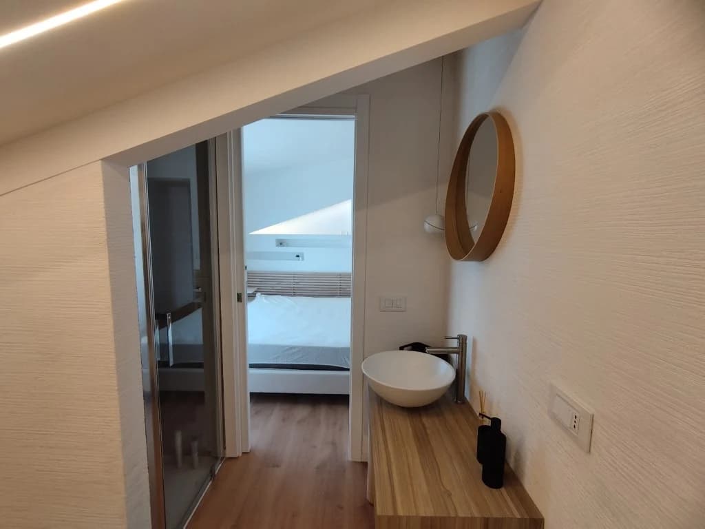 Moderno Luminoso Bilocale Arredato Nuovo con Terrazzo zona Sud - foto 28