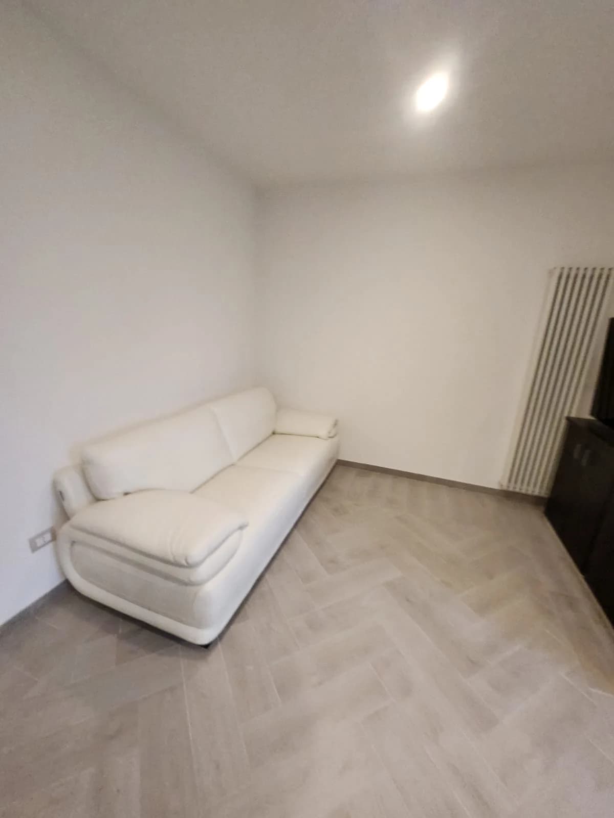 Bilocale Arredato Nuovo e Moderno centro Via Caduti sul Lavoro - foto 13