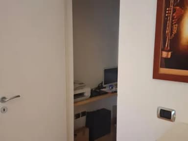 CAMERA USO UFFICIO IN STUDIO IN CONDIVISIONE IN CENTRO VIA BOTTICELLI - foto 11