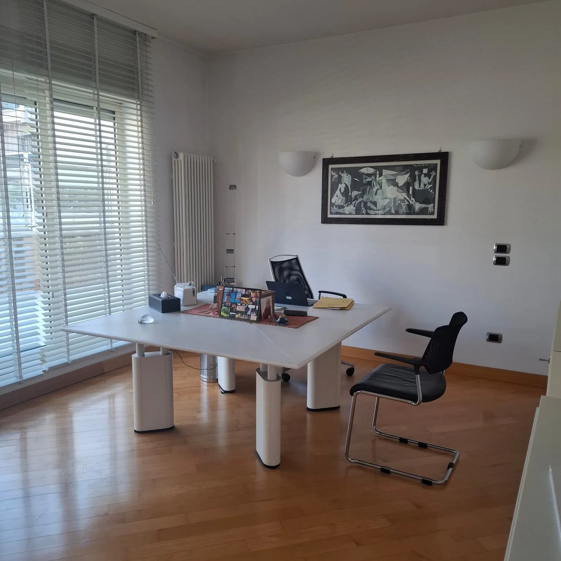 AMPIA CAMERA DOPPIA USO UFFICIO ARREDATA CENTRO VIA BOTTICELLI - foto 19