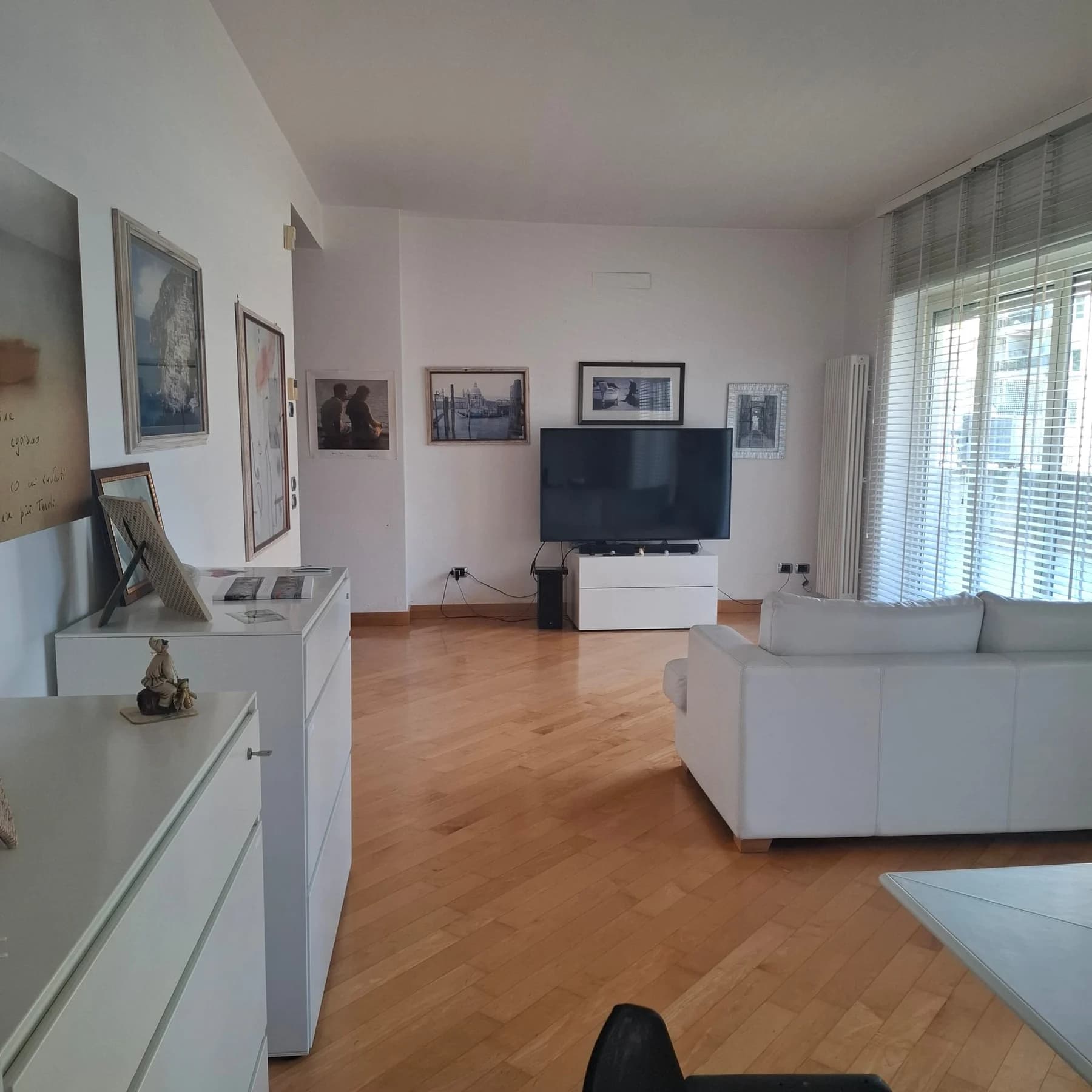 AMPIA CAMERA DOPPIA USO UFFICIO ARREDATA CENTRO VIA BOTTICELLI - foto 25