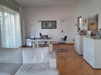 AMPIA CAMERA DOPPIA USO UFFICIO ARREDATA CENTRO VIA BOTTICELLI - foto 9