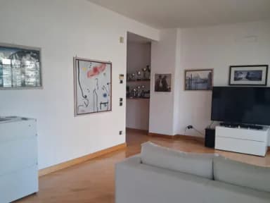 AMPIA CAMERA DOPPIA USO UFFICIO ARREDATA CENTRO VIA BOTTICELLI - foto 31