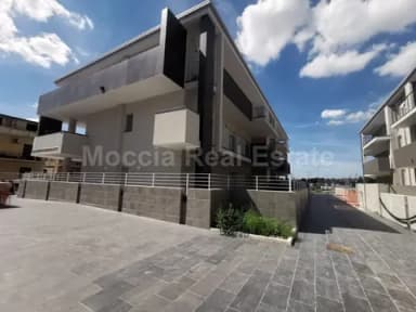 Bilocale Arredato Moderno Nuova Costruzione con Box Auto - foto 33