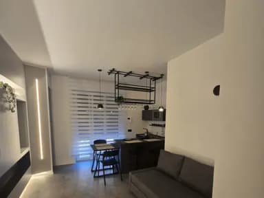PRESTIGIOSO MODERNO BILOCALE ARREDATO CORSO TRIESTE - foto 11