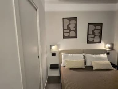 PRESTIGIOSO MODERNO BILOCALE ARREDATO CORSO TRIESTE - foto 14