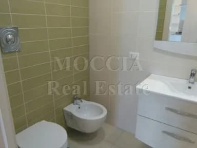 BILOCALE ARREDATO MODERNO IN RESIDENCE ZONA REGGIA - foto 9