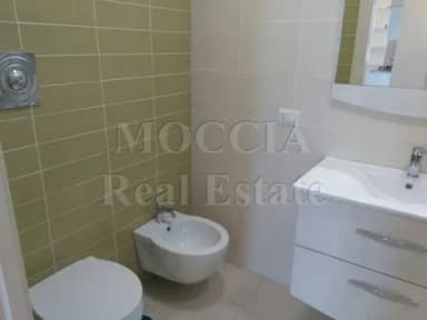 BILOCALE ARREDATO MODERNO IN RESIDENCE ZONA REGGIA - foto 11