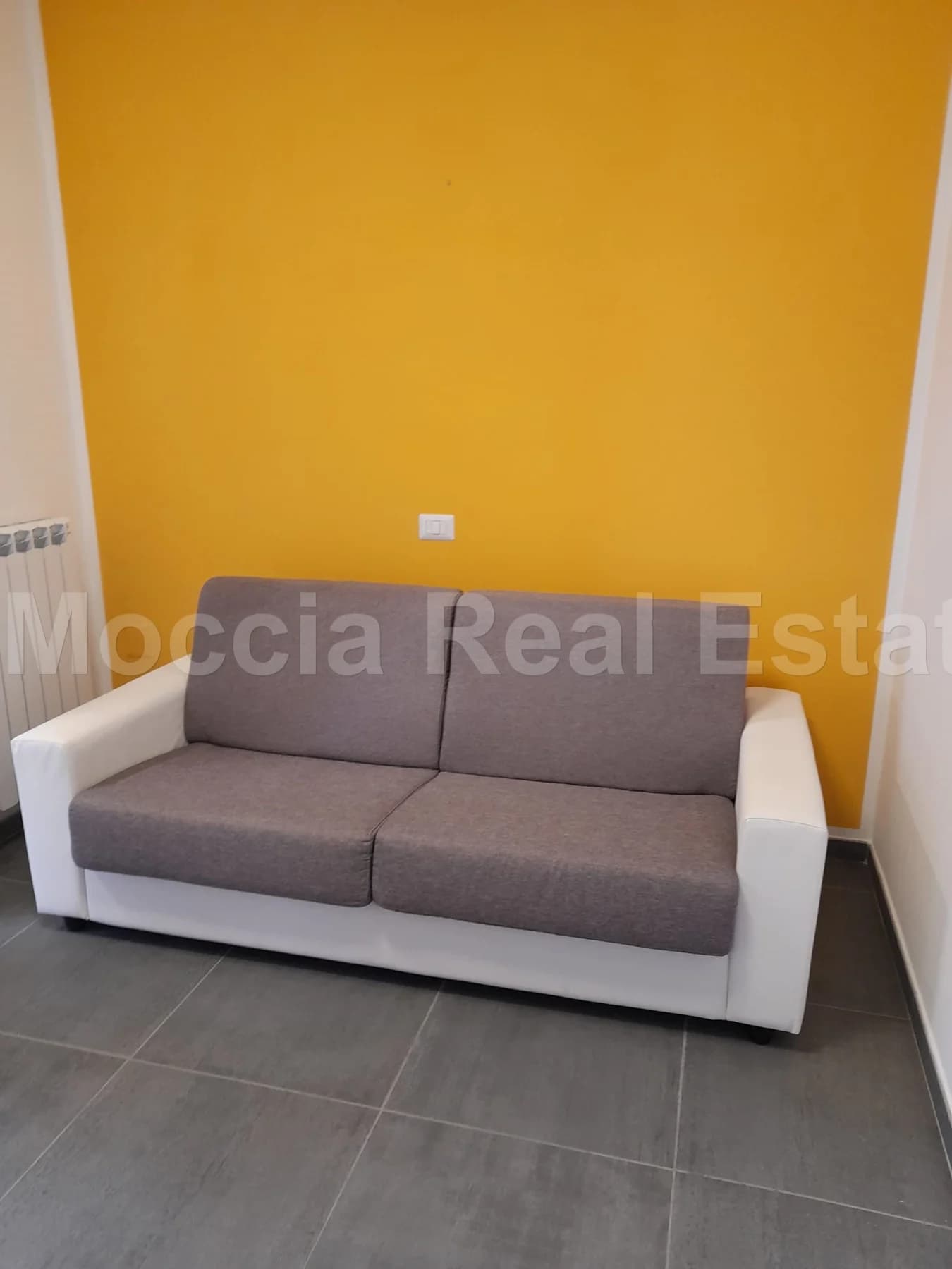 Bilocale Arredato tutto compreso zona Reggia - foto 25