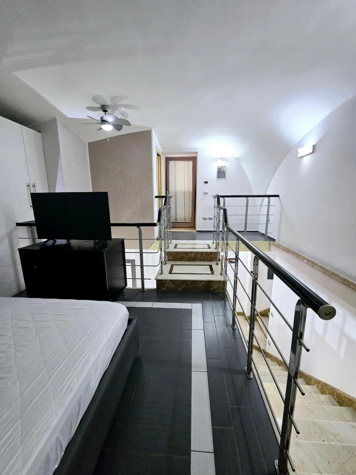 Duplex arredato in residence in Corso Trieste con Posto Auto - foto 7