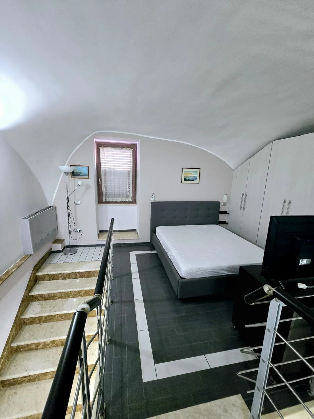Duplex arredato in residence in Corso Trieste con Posto Auto - foto 9