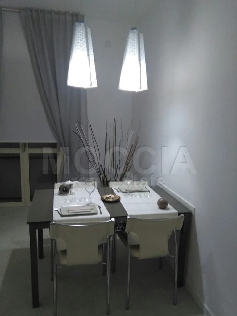 Trilocale Ristrutturato Arredato Nuovo e Moderno in Centro via Ricciardi - foto 5
