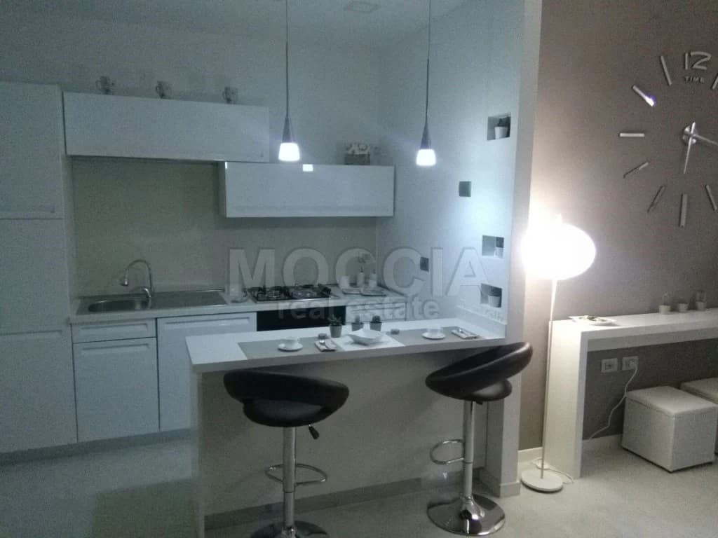 Trilocale Ristrutturato Arredato Nuovo e Moderno in Centro via Ricciardi - foto 19