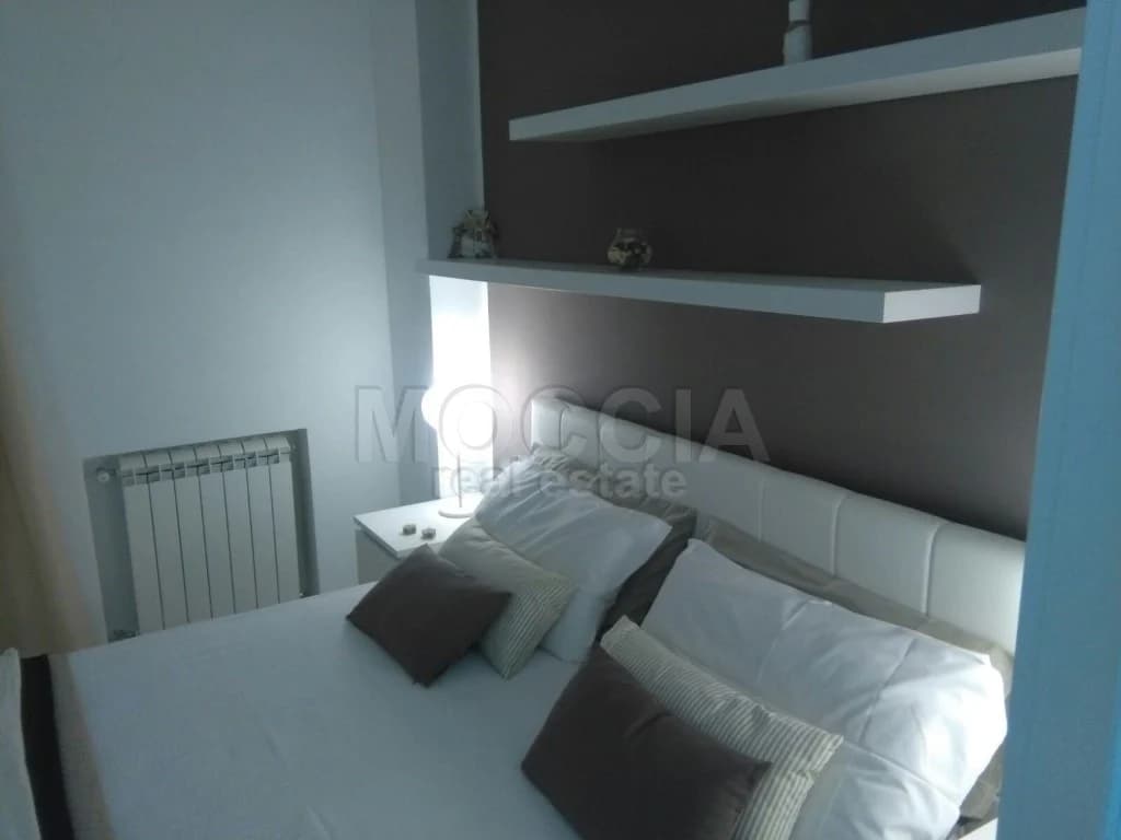 Trilocale Ristrutturato Arredato Nuovo e Moderno in Centro via Ricciardi - foto 29