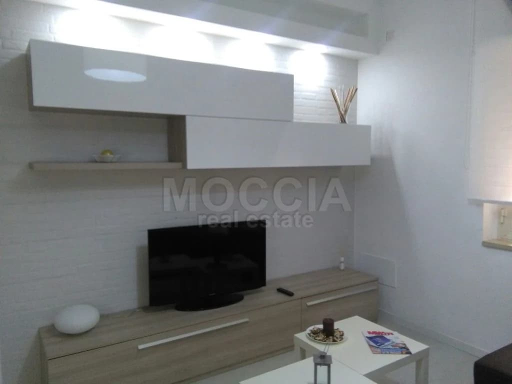 Trilocale Ristrutturato Arredato Nuovo e Moderno in Centro via Ricciardi - foto 37
