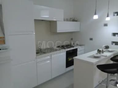 Trilocale Ristrutturato Arredato Nuovo e Moderno in Centro via Ricciardi - foto 45