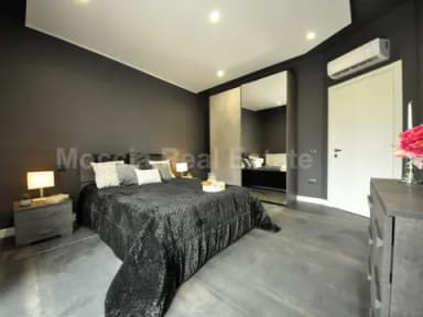 Ampio Trilocale Rifinito arredato Moderno in Residence zona Reggia - foto 1