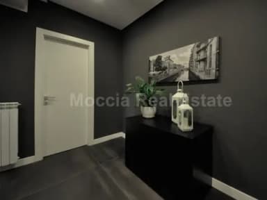 Ampio Trilocale Rifinito arredato Moderno in Residence zona Reggia - foto 15