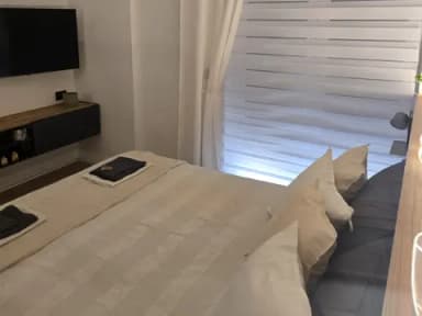 Rifinito Moderno Bilocale Arredato Centro Via Ricciardi - foto 3
