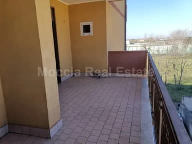 Ampio Trilocale Arredato con Terrazzo e Posto Auto in zona Sud - foto 13