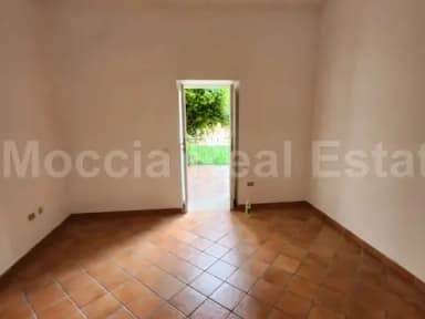 Trilocale uso Abitazione con Giardino e Terrazzo zona nord - foto 9