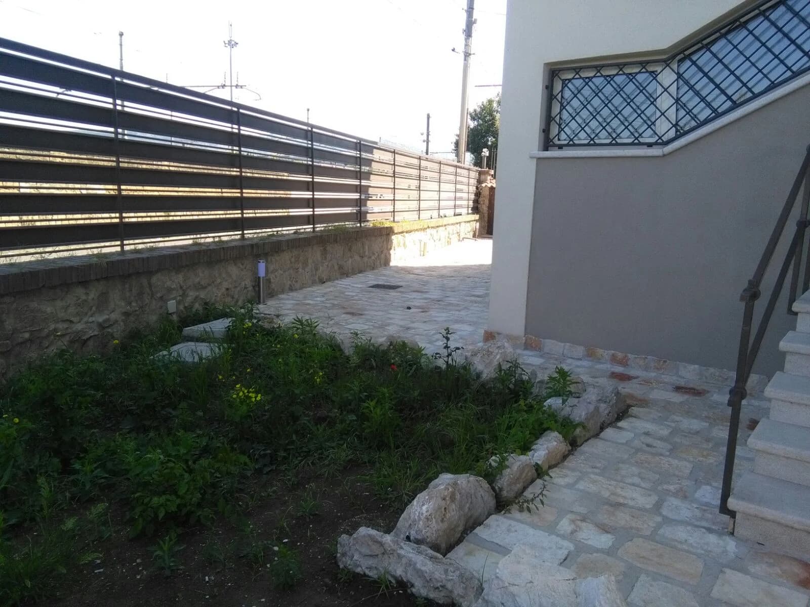 Bilocale Attico Arredato con Terrazzo e Posto Auto in Residence - foto 29