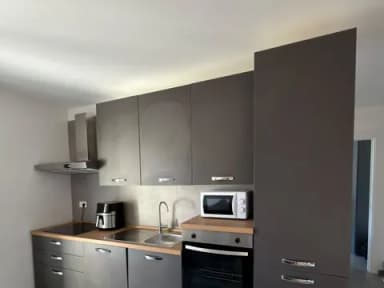Ampio Moderno bilocale arredato nuova costruzione con box - foto 1