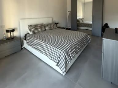 Ampio Moderno bilocale arredato nuova costruzione con box - foto 12