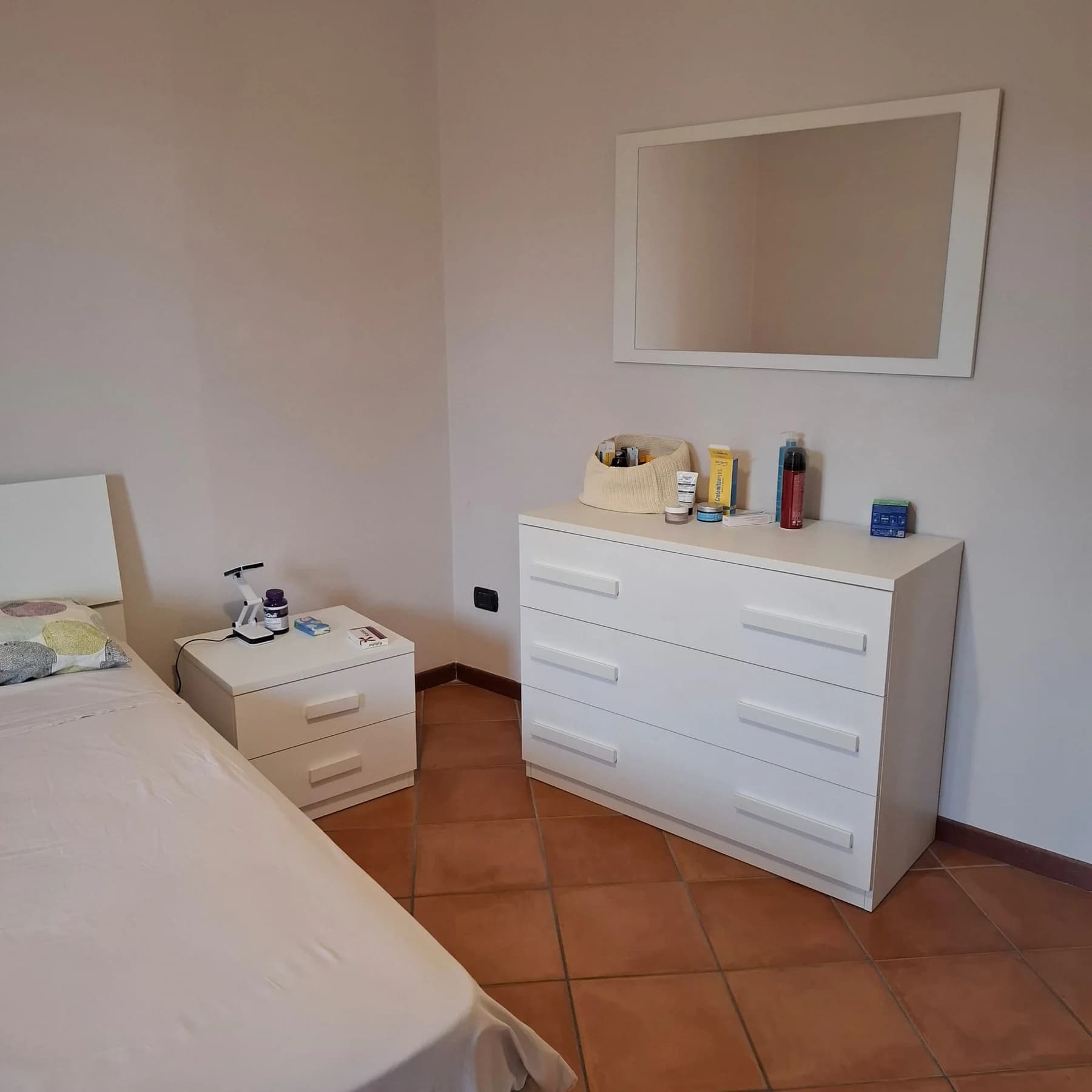 Ampio Trilocale Arredato con posto auto coperto zona centro - foto 27