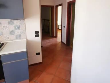 Ampio Trilocale Arredato con posto auto coperto zona centro - foto 13