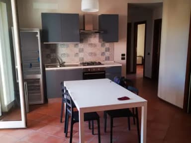 Ampio Trilocale Arredato con posto auto coperto zona centro - foto 17