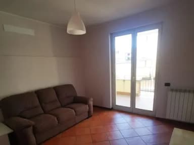 Ampio Trilocale Arredato con posto auto coperto zona centro - foto 41