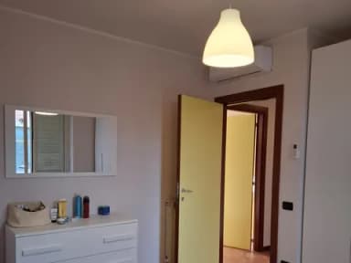 Ampio Trilocale Arredato con posto auto coperto zona centro - foto 23