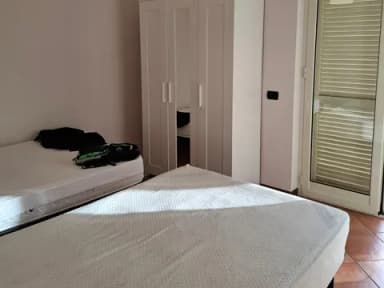 Ampio Trilocale Arredato con posto auto coperto zona centro - foto 39