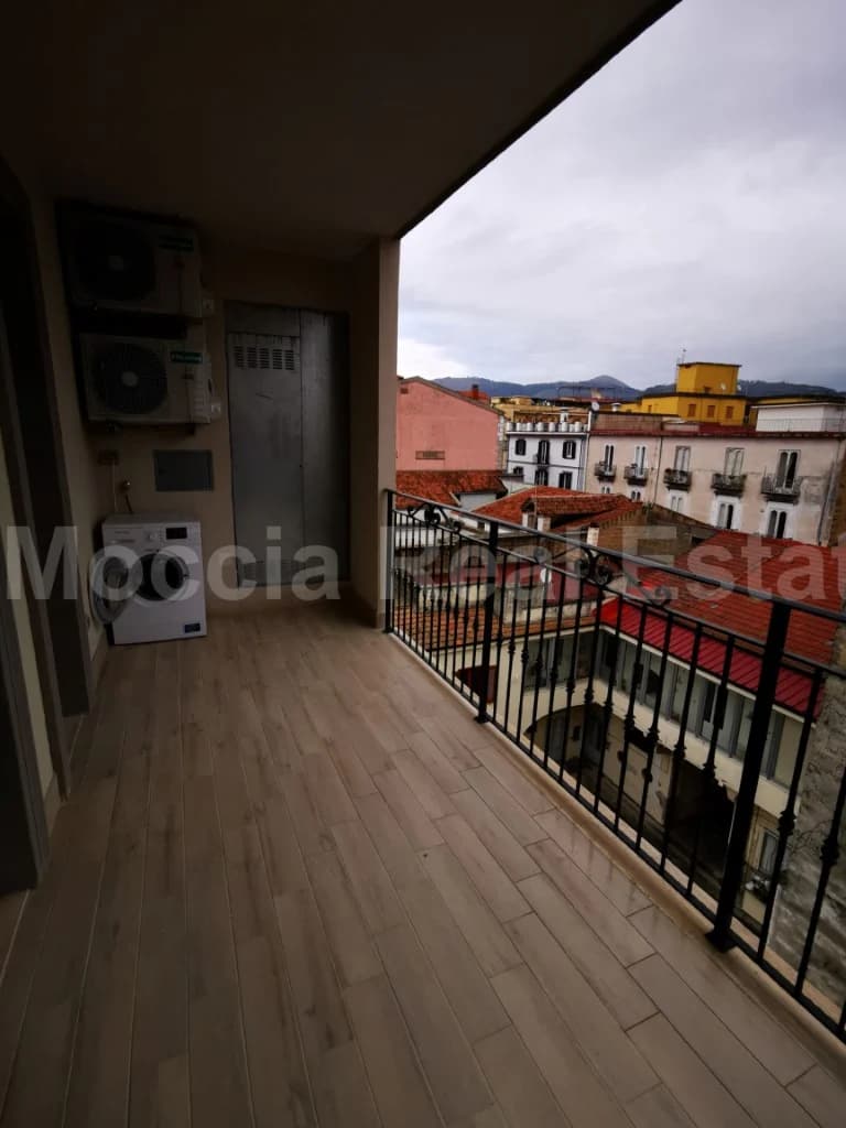 Bilocale Arredato con Box auto nuova costruzione in centro - foto 11