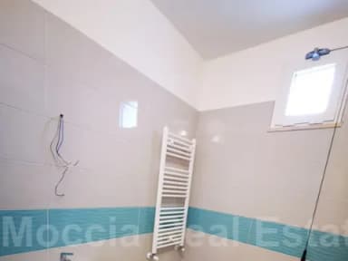 Bilocale Arredato con Box auto nuova costruzione in centro - foto 15