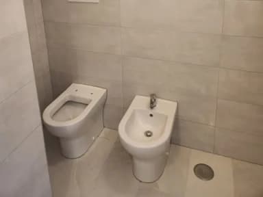 Bilocale ristrutturato e arredato zona san leucio - foto 18