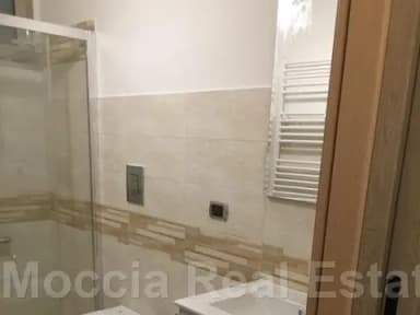 Trilocale arredato nuovo con giardino san leucio - foto 15