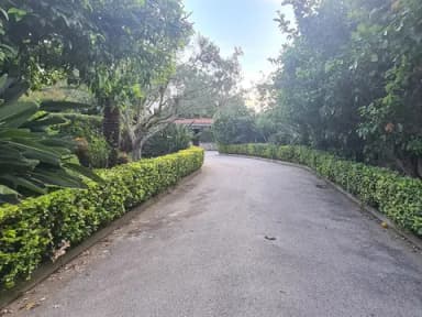 Quadrilocale rifinito prestigioso con giardino e terrazzo - foto 9
