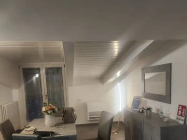 Attico arredato trilocale nuovo con terrazzo zona san leucio - foto 15