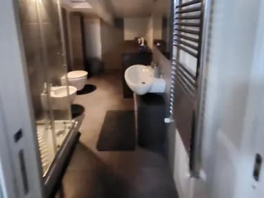 Attico arredato trilocale nuovo con terrazzo zona san leucio - foto 19