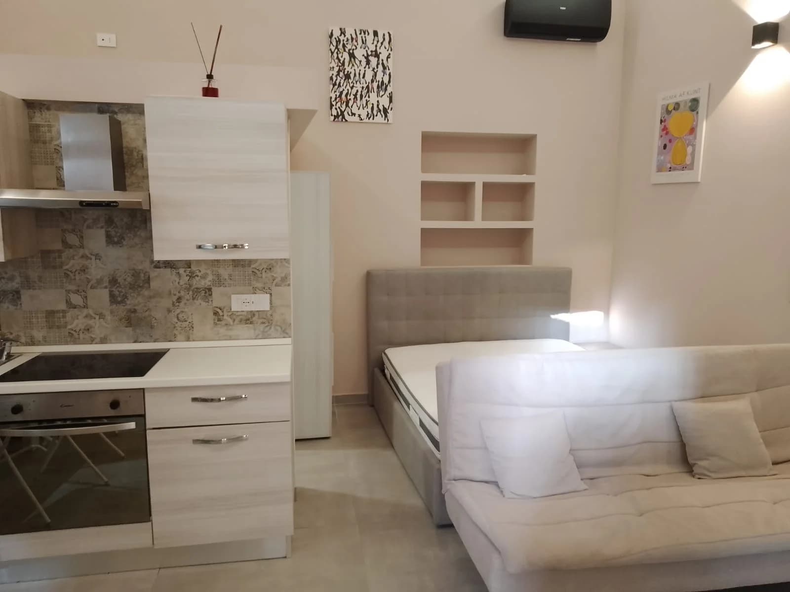 Ristrutturato e moderno miniappartamento in centro (CI) - foto 7