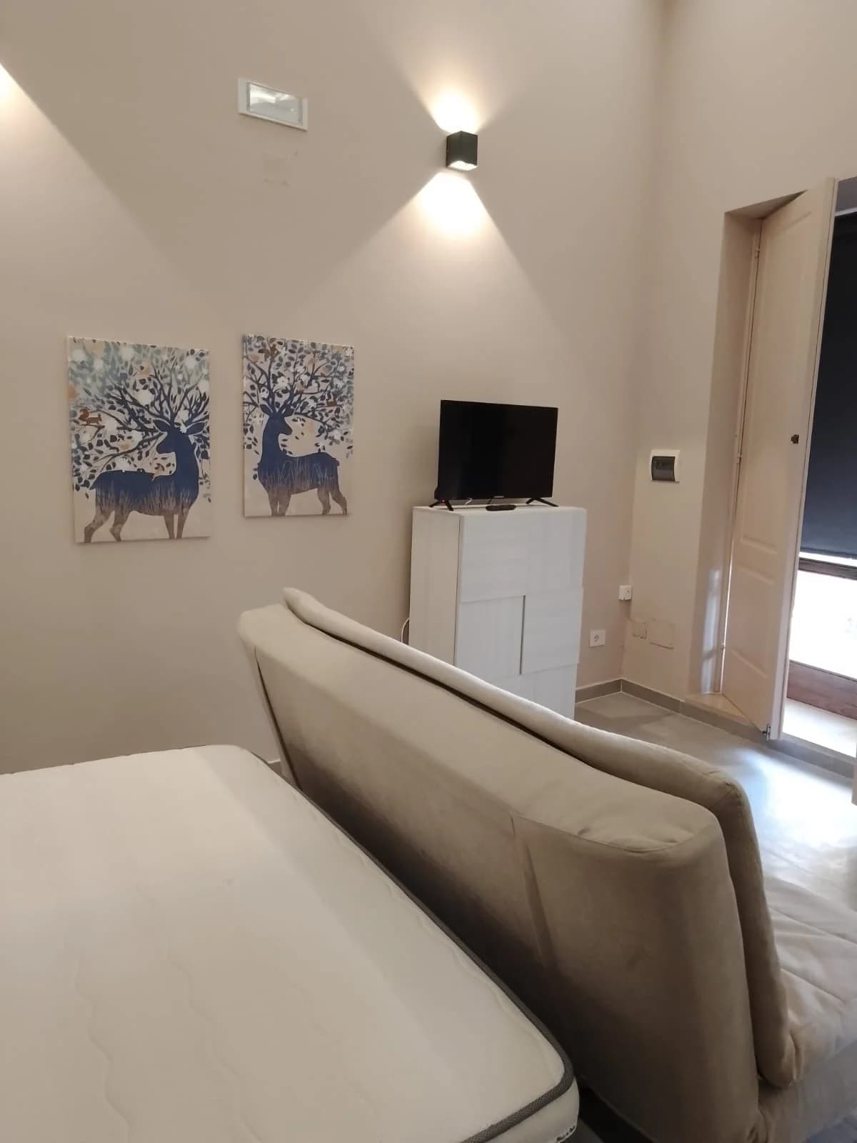 Ristrutturato e moderno miniappartamento in centro (CI) - foto 11